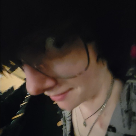 Meet your Posher, Maria - Picture 7 of 8